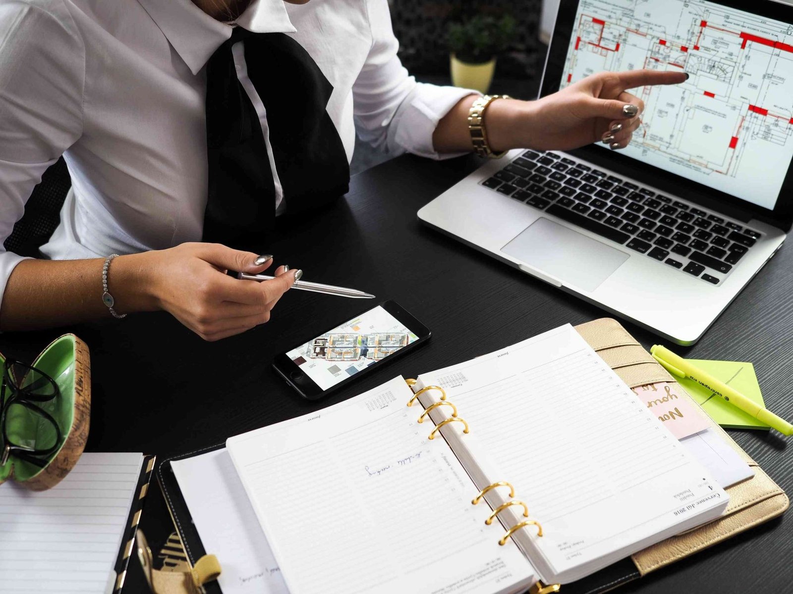 Explaining Escrow, Closing Costs & Real Estate Terminology when Buying a Home